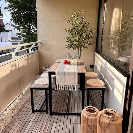 Stylish With Beautiful Terrace Near Audi Appartement