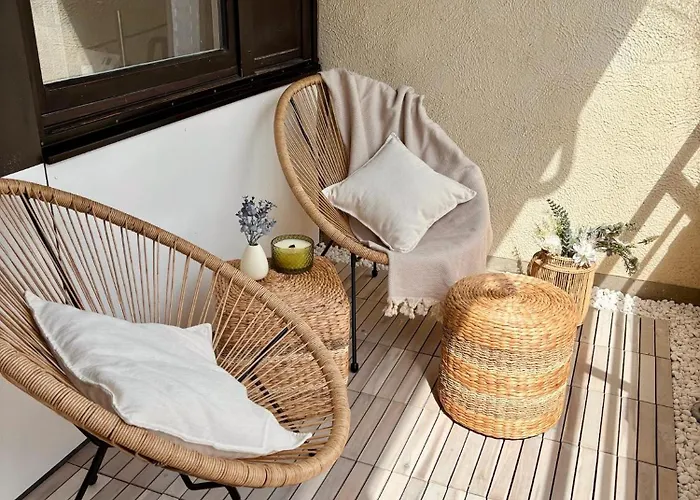 Stylish With Beautiful Terrace Near Audi Apartment